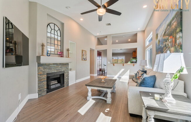 17 MESQUITE VLG CIR