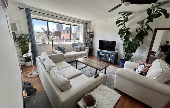 182 Beacon St 8