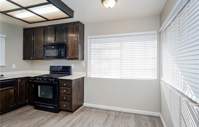 1806 MAZZANTI WAY
