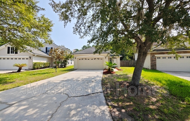 268 SILVER GLN AVE