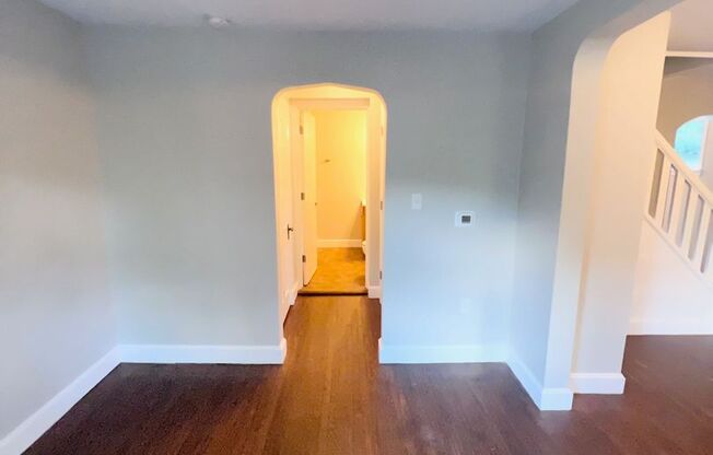 3 beds, 1 bath, $1,295