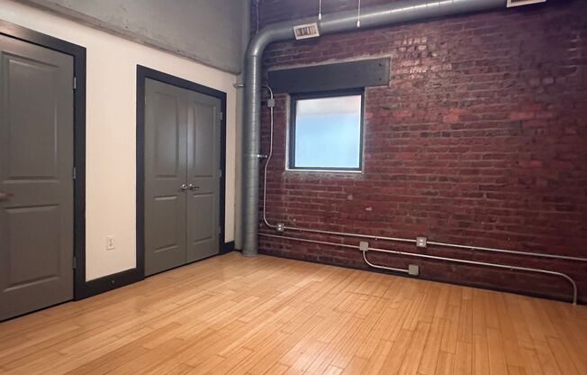 2 beds, 2 baths, 850 sqft, $1,450, Unit APT 116