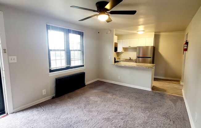 1 bed, 1 bath, 650 sqft, $1,150, Unit 14-3307