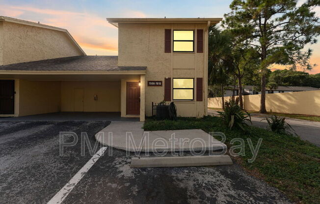 7616 LA MESITA CT