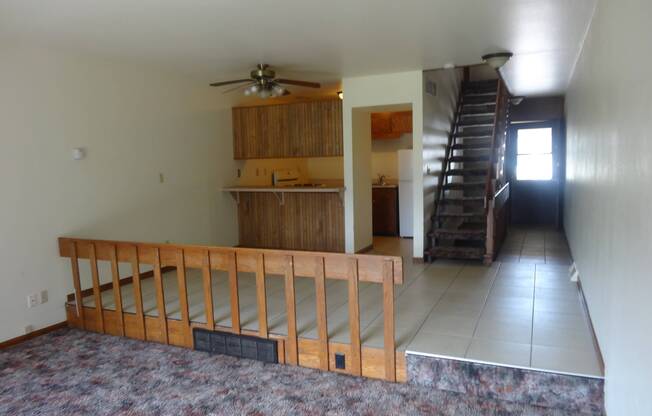 7000 N 43 ST