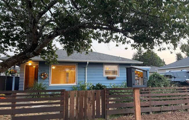 Beautiful 3 Bed, 2 Bath Single-Family Home with a Carport and a Bonus Room!