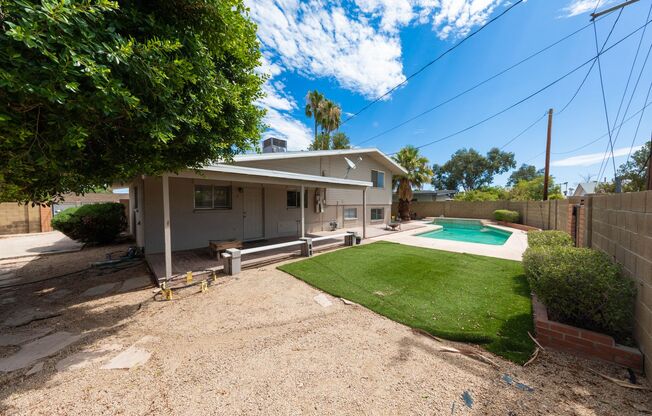 5 beds, 2 baths, $3,495