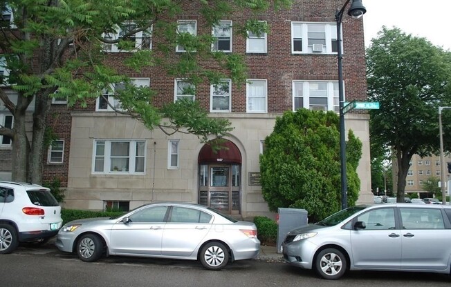 1 bed, 1 bath, 421 sqft, $2,200, Unit 1