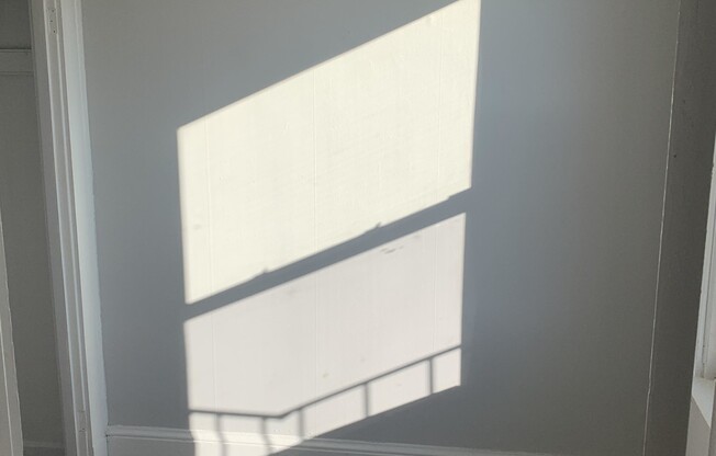 1683 Commonwealth Ave