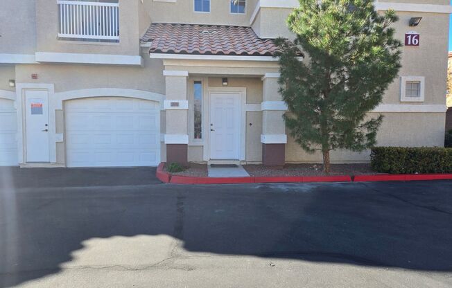 Awesome 2 bedroom 2 bath unit!