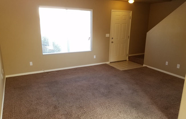 2 beds, 1.5 baths, $1,300, Unit #3