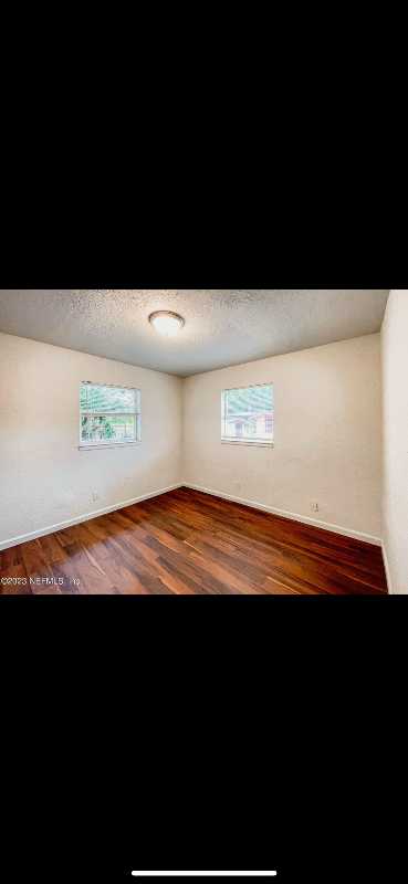 1122 W 31 ST