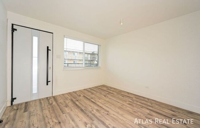 Studio, 1 bath, 600 sqft, $895, Unit 2550 N Ogden St - Unit 12