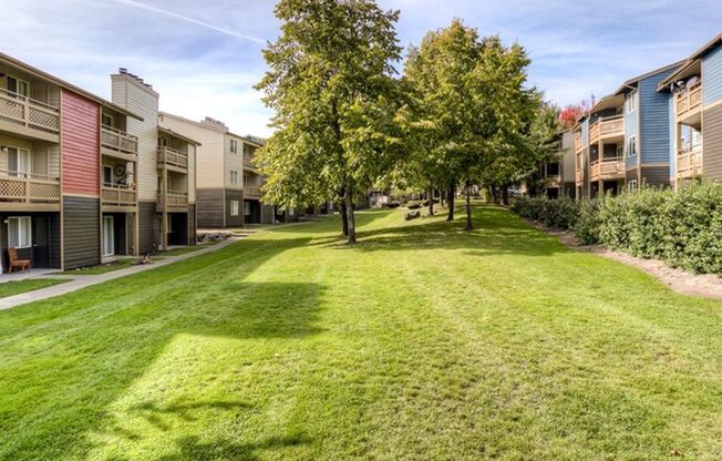 1 bed, 1 bath, 691 sqft, $1,495, Unit I - 12