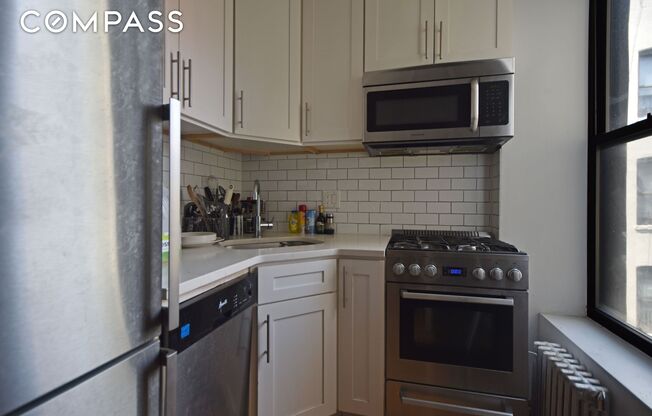 175 E 105 ST