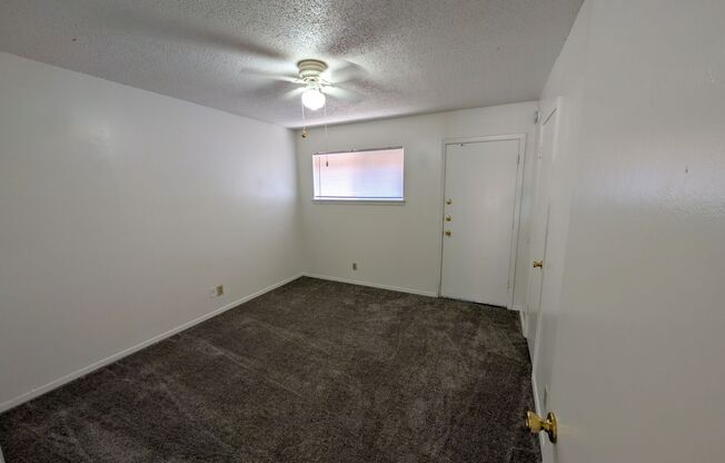 1 bed, 1 bath, 578 sqft, $740, Unit TH 140