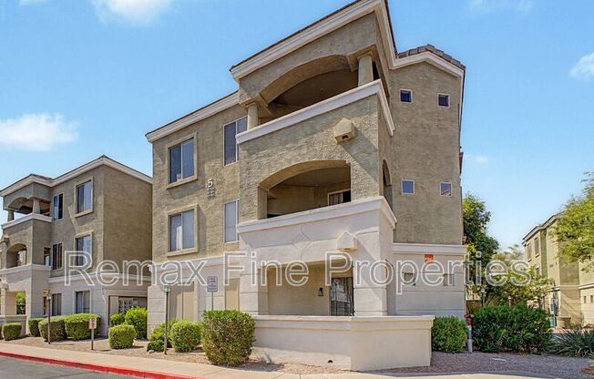 5303 N 7th St,