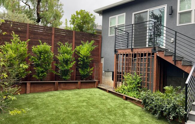 New 1bd/1ba ADU in Belmont! Private yard area with parking!