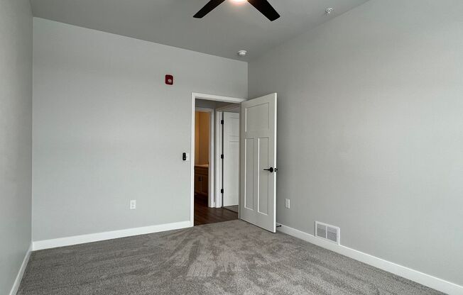 2 beds, 2 baths, 1,220 sqft, $2,650, Unit WR 305-200