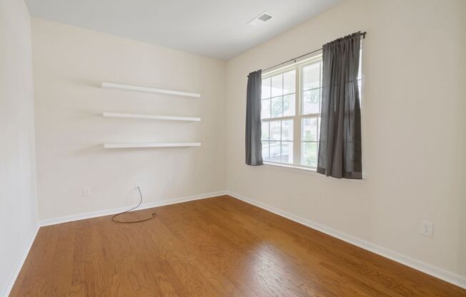 Beautiful spacious Home in Berewick community in Steel Creek