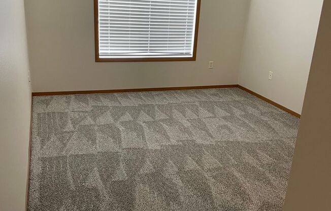 1 bed, 1 bath, 735 sqft, $944, Unit 119N