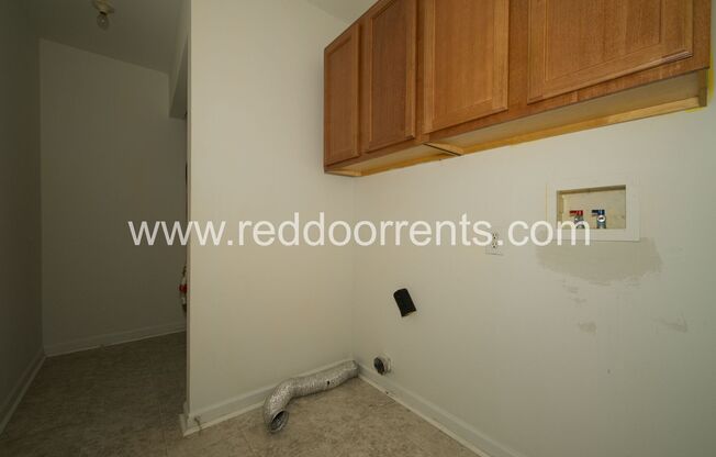 3 beds, 2 baths, $1,500