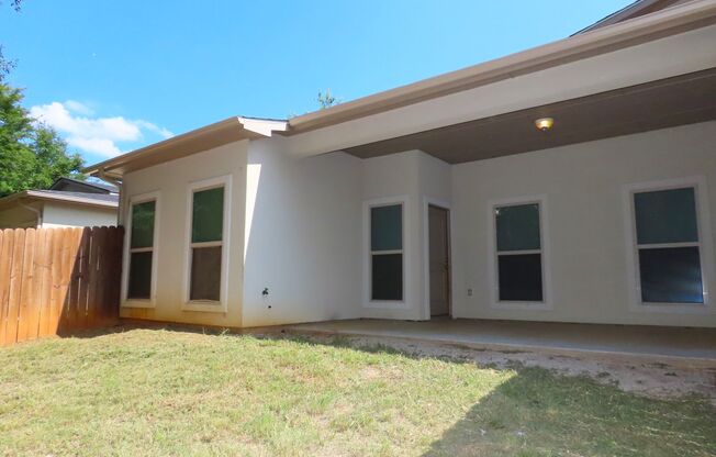 4 beds, 3.5 baths, 1,894 sqft, $1,995, Unit 3928 McDonald Rd