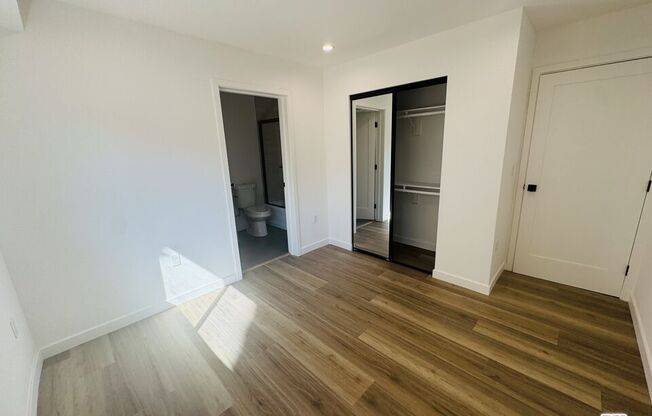 231 W 85 ST