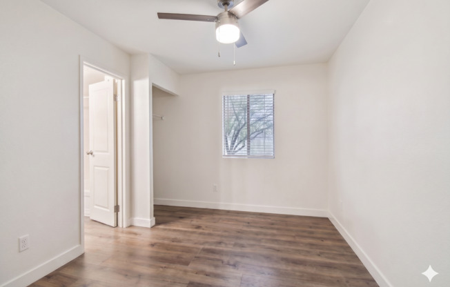 1 bed, 1 bath, 450 sqft, $1,135, Unit 65