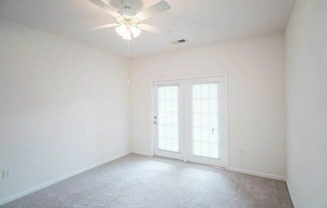 2 beds, 2 baths, 1,123 sqft, $1,420, Unit 4450-2D