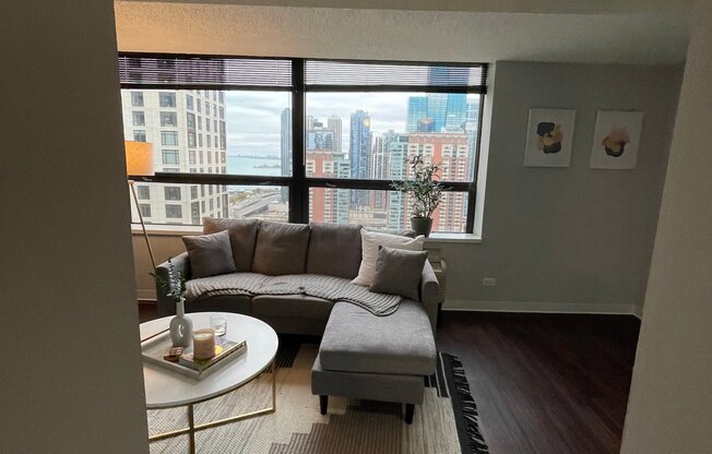 333 E GRAND AVE