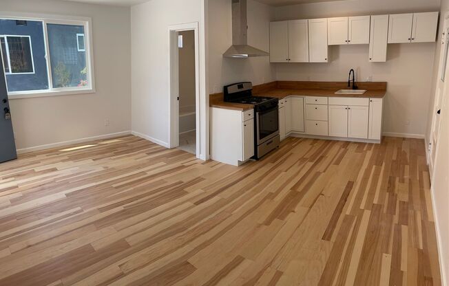 Comfortable and Classic Living in Lincoln Heights at 2216 Griffin Avenue