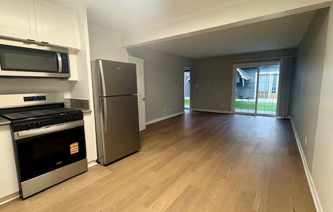 2 beds, 2 baths, 1,000 sqft, $2,855, Unit 227-58