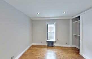 4 beds, 2 baths, $5,295, Unit 2D