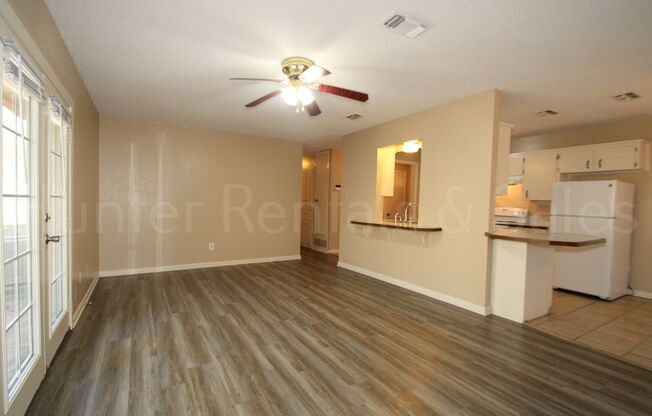 3 beds, 1.5 baths, $1,225