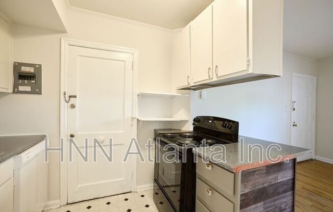 1347 BRIARWOOD DR NE