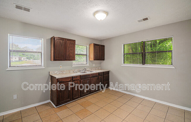 509 37 AVE W