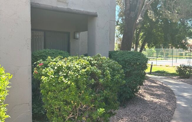 2 beds, 2 baths, $1,950