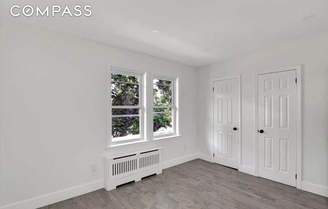 304 CROMWELL AVE