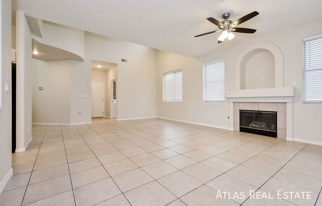 8920 PICKET FENCE AVE