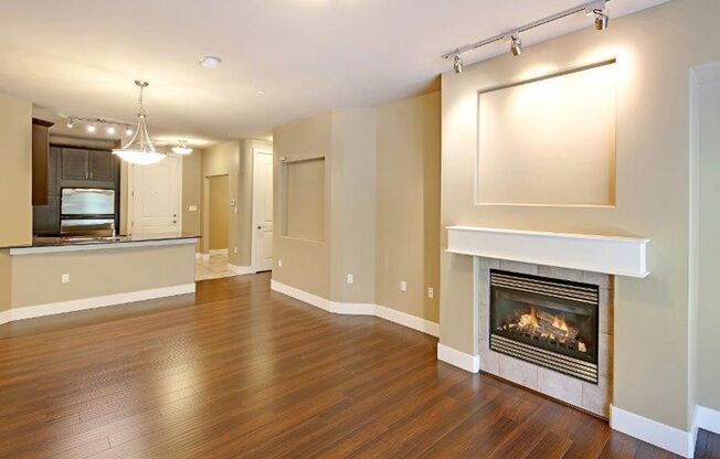 2 beds, 2 baths, 1,262 sqft, $3,595, Unit 206