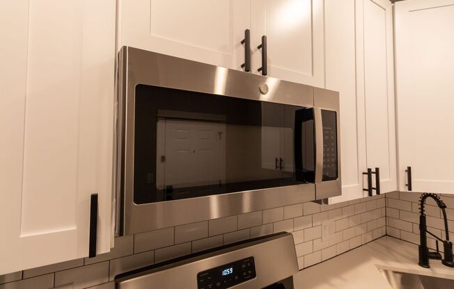 PF-ARG, 3062 N Davlin Series