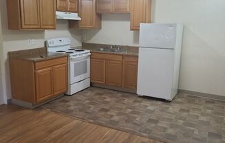 1 bed, 1 bath, 576 sqft, $1,195, Unit 18