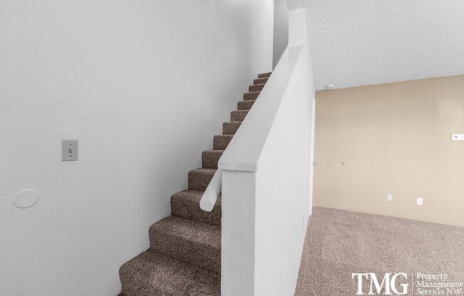 2 beds, 1.5 baths, 1,000 sqft, $1,495, Unit 1330-H5