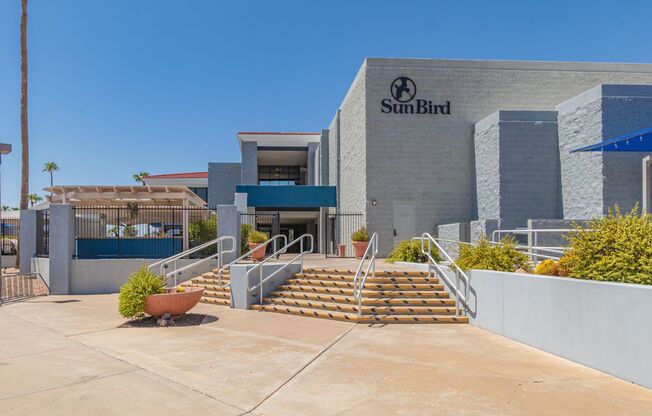 2 beds, 2 baths, $1,995