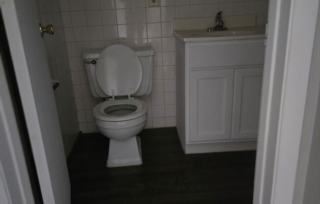 1 bed, 1 bath, $1,250, Unit 320