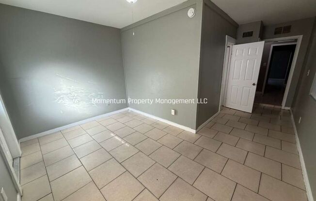 2909 N 17th St. Tampa, FL 33605