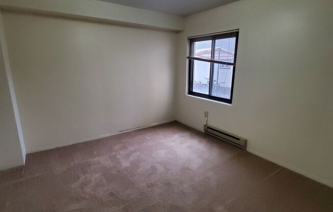2 beds, 1 bath, 900 sqft, $1,525, Unit 506