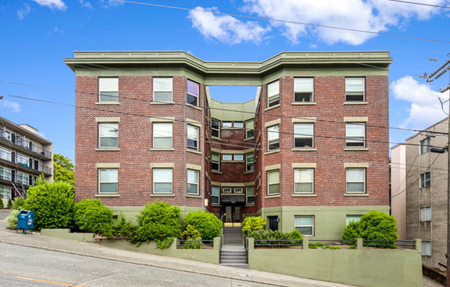 MO Montanita Apartments – Classic Charm in the Heart of Queen Anne