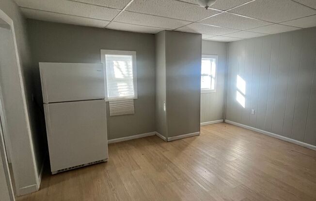 1 bed, 1 bath, 800 sqft, $950, Unit 1